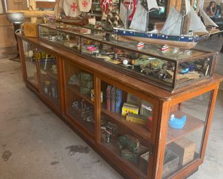 Hundreds of Collectibles for the LIVE SALE