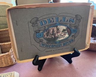 Dells of the Wisconsin River - postcard book