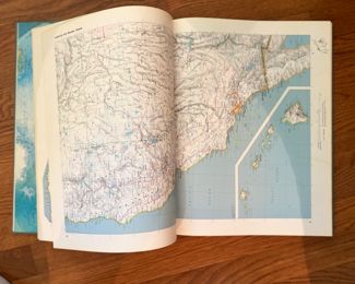 Vtg. Reader's Digest - Wide World Atlas book