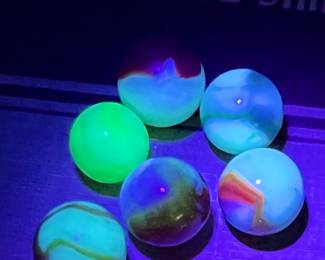 Uranium marbles