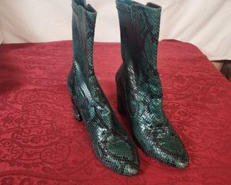 17.	Stuart Weitman Stunning Python Boots SZ 7 $200.00