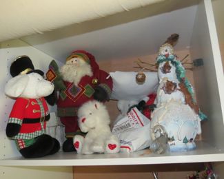 HOLIDAY DECOR.  THE HOLIDAYS ARE COMING.