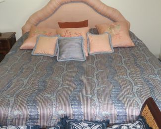 KING SIZE BED.  EVERYTHING IS STYLISH AND GORGEOUS.