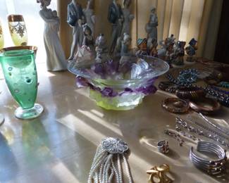 Daum crystal bowl "as is"