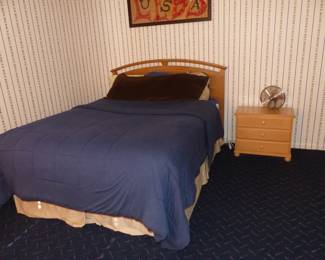 Light wood bedroom set