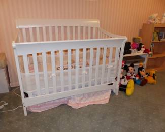 White crib