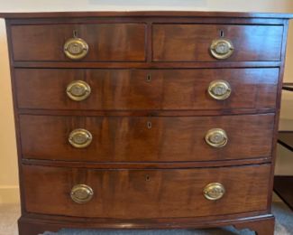 1790s George III Hepplewhite Mahogany Bow Front Chest of Drawers
