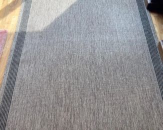 Modern Grey & Black Woven Rug - 62.5x89” 