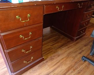 Executive office desk