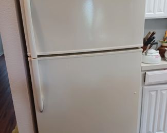 Maytag fridge 