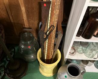 Miller Brothers Mill can, yard steps advertising, Mount Clemens businesses that are no longer in existence.