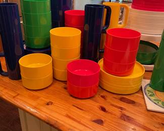 Heller Design by Massimo plates, bowls, mugs and pitcher 