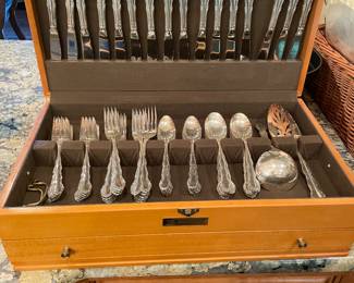 Rogers, "Flirtation" silver plate set with case