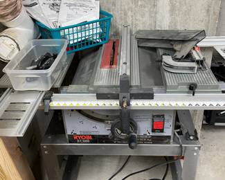 Ryobi BT3000 Table Saw
