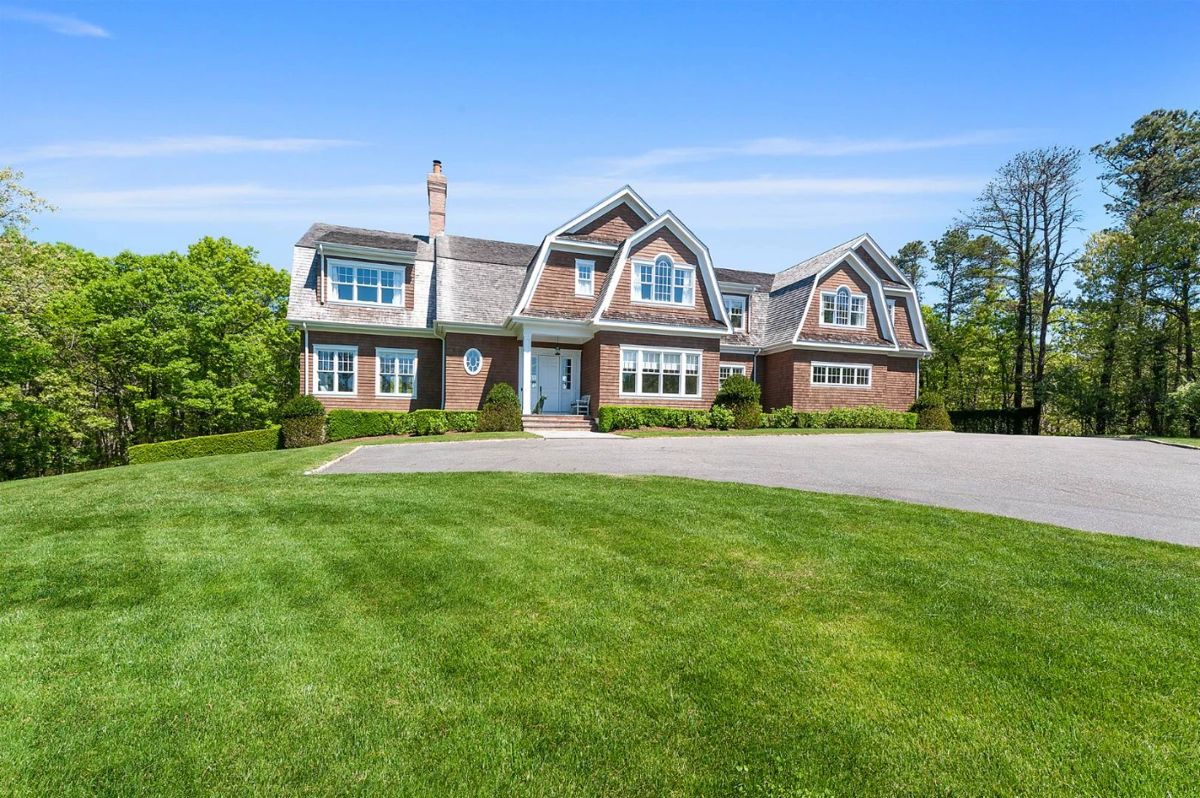 Watermill Full Contents Sale in Water Mill, NY starts on 9/15/2023