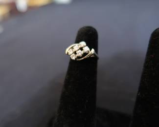 Diamond & 14k White Gold Ladies Ring