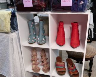 Many designer shoes, boots, etc most sz 9