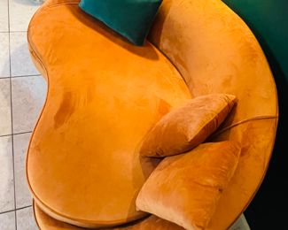 $700 
Velvet curved sofa Purchase OMARY 5'Lx3'3"x2'9"