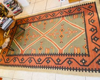 $150 	Grandin road rug cotton 8'8""x5'2"""	
