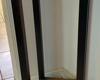 $90 	Stand square 35Hx12x12	