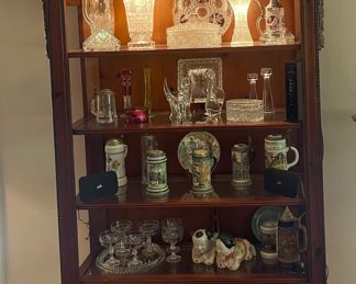 $500 	
Bookcase / display 47""Wx 90""Tx17D 5 shelves  "									