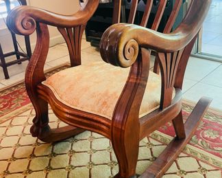 $1095
3 pieces American Empire parlor set 2 arms 34Tx"26""AtoA & Setee 34Tx47W"		