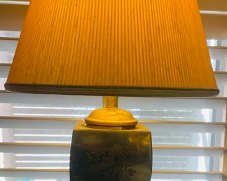 $90 	
Pair of rattan stands 30Tx13Wx13W									
$140 	
Pair of brass lamps 