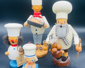 $100 	
Set of 4 as a Lot Christian Ulbrich Holzkunst 9""T"		