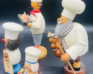 $100 	
Set of 4 as a Lot Christian Ulbrich Holzkunst 9""T"		