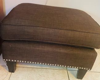 $80 	"Ottoman 26""Wx21Dx17H Chocolate "									