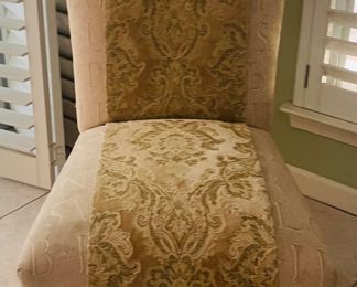 $60 	Uphostery chair 45T 	