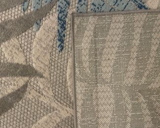 $90 	
Carpet Johnatan Y NYC 8x10 Gray/navy 	