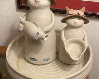 $70 	
Pottery cats fountain 15Tx12		