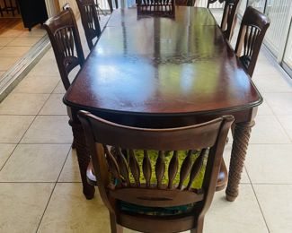 $750 	"
Dining Room table 5.5'L +2 leaves 14"" x 32H x29""H"	