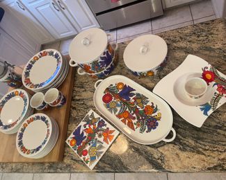 $650 	
Villeroy & Boch Acapulco set of china for 6	