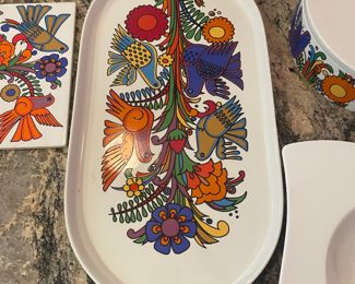 $650 	
Villeroy & Boch Acapulco set of china for 6	