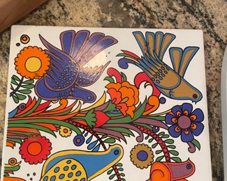 $650 	
Villeroy & Boch Acapulco set of china for 6	