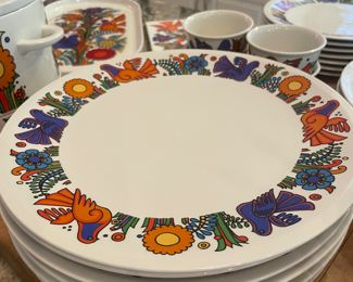 $650 	
Villeroy & Boch Acapulco set of china for 6	