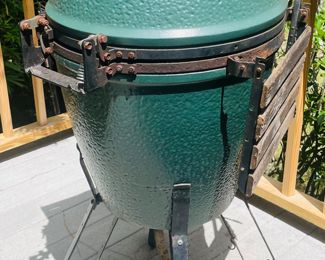 $400 
Green Egg used Large has pizza & wok pans 