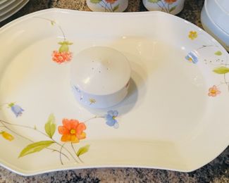 $250 	
Mikasa China - Just Flowers 		