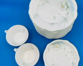 $80 	Konglieth - Nymphenburg dessert set - 1 chip 		