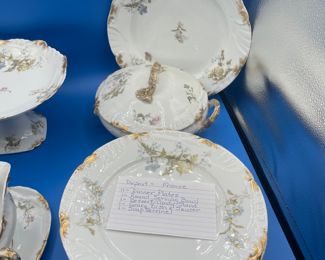$150 	
Limoges depose floral/white 15 pieces 	