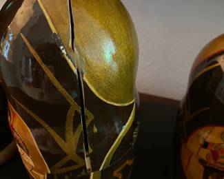 $250 	
Russian dolls Religious set one crack in one (7)