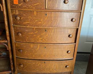 $170 Chest of drawers