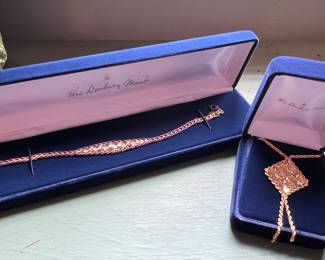 "Starburst" 14K gold necklace and bracelet