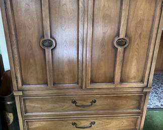 Wardrobe with drawers