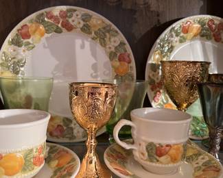 Metlox Vernon Ware china stand gold plated stemware