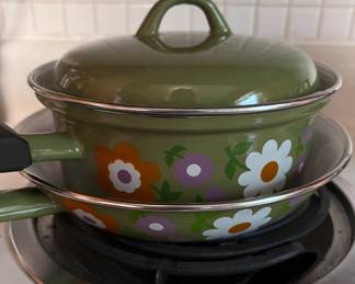 Enamel cookware