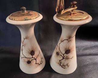 Lenox salt & pepper shakers