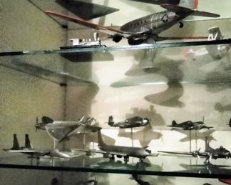 Collectible aviation models